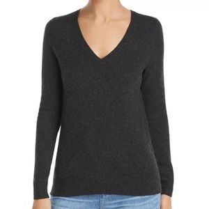BCBG SWEATER